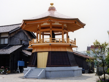 徳城寺 重層八角望鐘楼