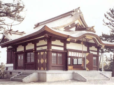 新川神社 社殿